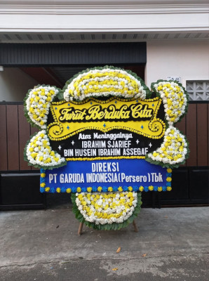 Papan Bunga Duka di Tampa